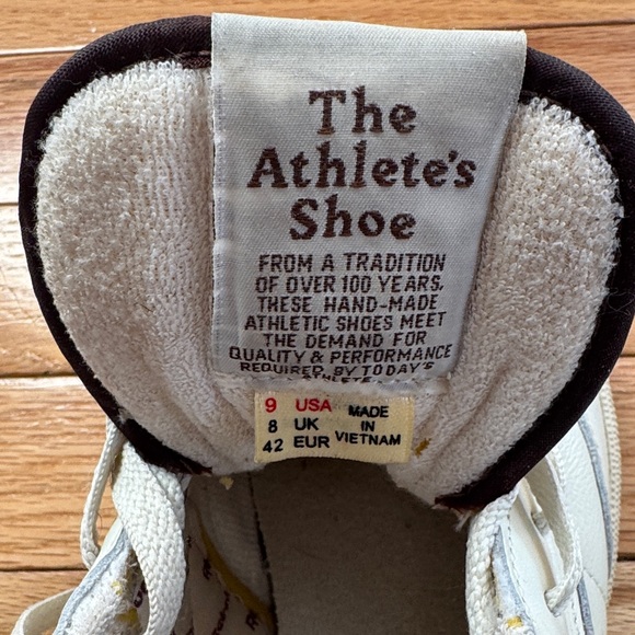 Reebok Cream Leather Sneakers - Picture 3 of 5